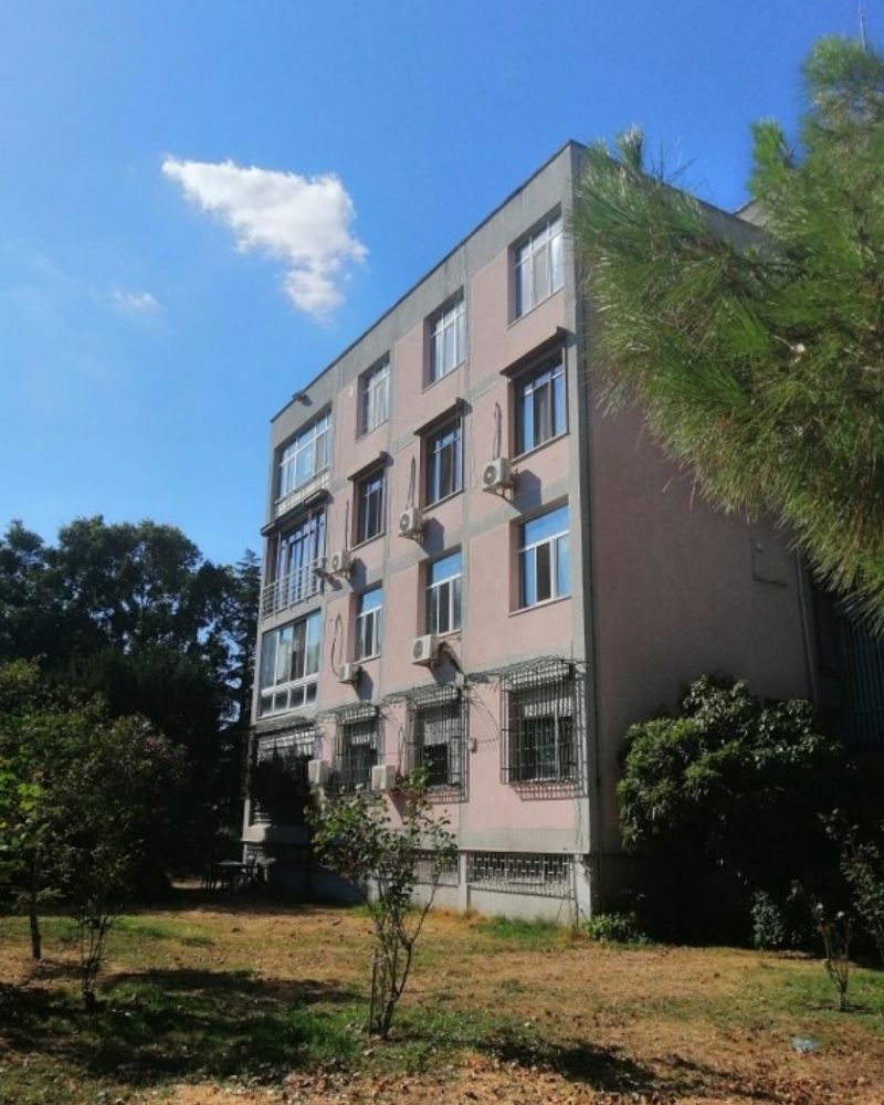 Ataköy 1. Kısım 6 Katlı Binada Deprem Testi